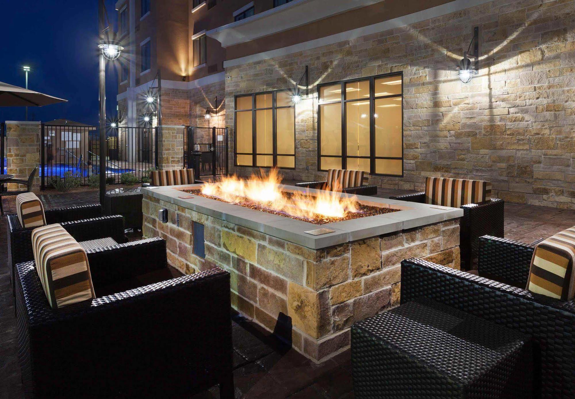 Courtyard By Marriott San Angelo Hotell Exteriör bild